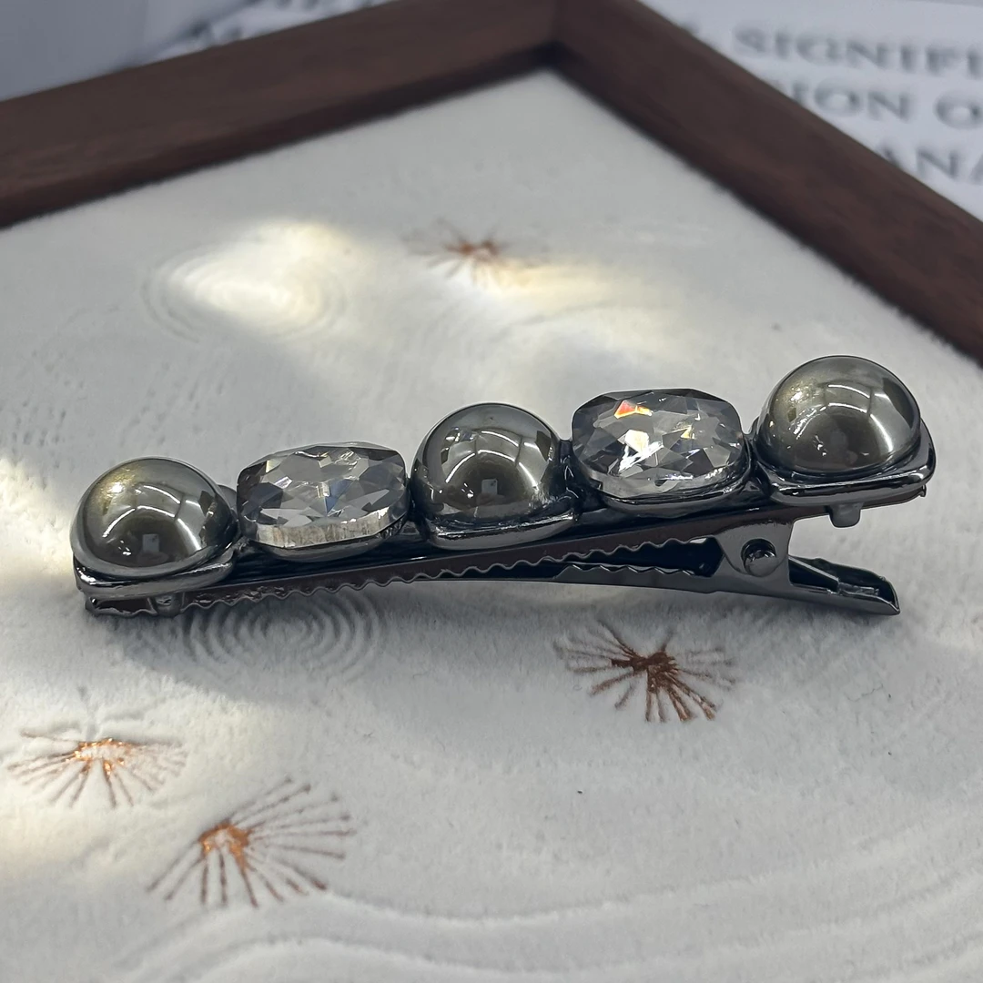 1009珍珠水钻压夹