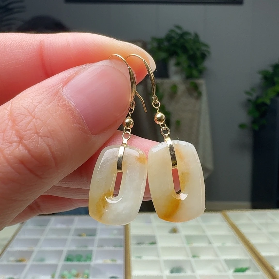 翡翠18K金镶嵌耳饰天然