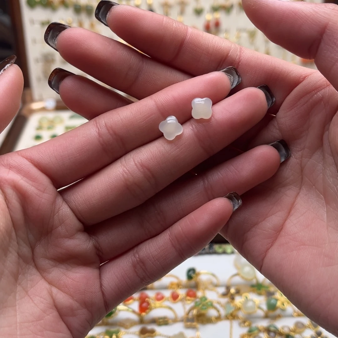 和田玉银S925镀金镶嵌耳饰