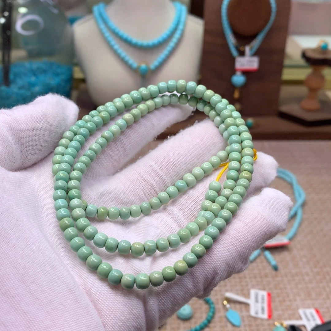 绿松石配饰未镶嵌