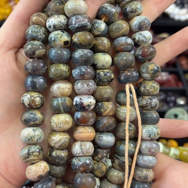 枫****玛瑙/玉髓未镶嵌颈饰