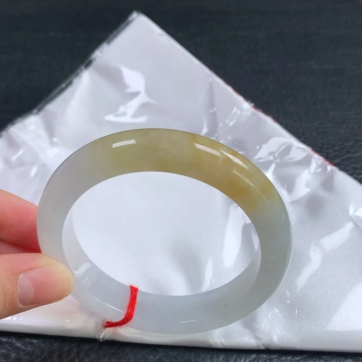 未镶嵌手镯翡翠57圈