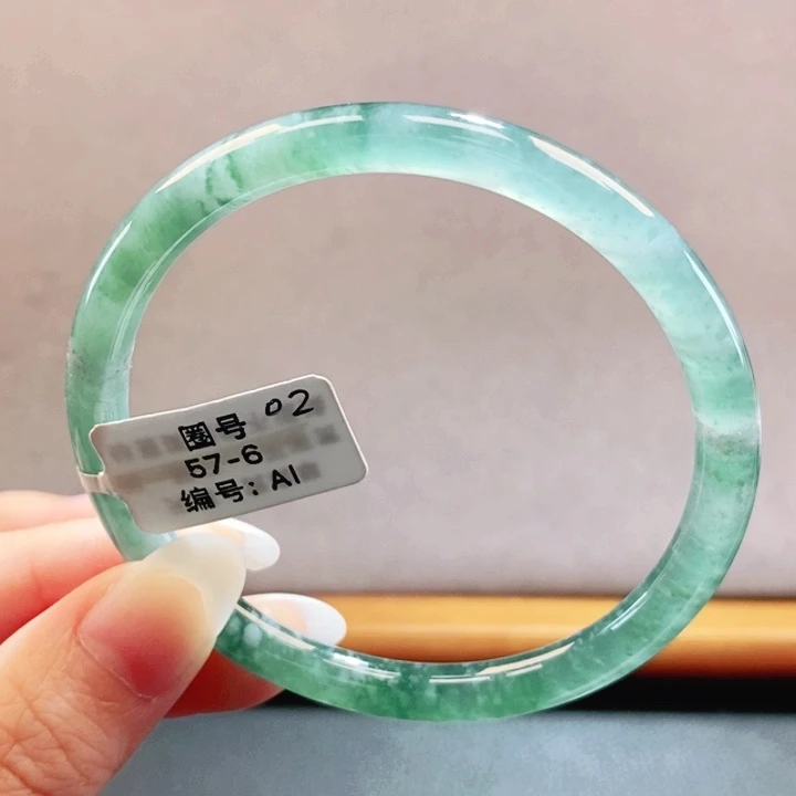 翡翠未镶嵌手镯翡翠手镯13
