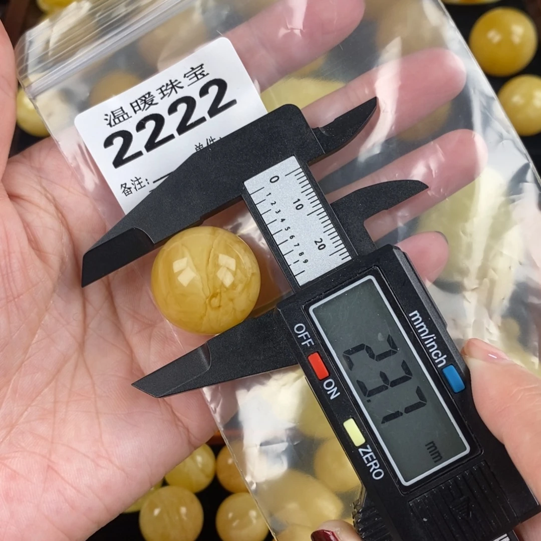 琥珀未镶嵌珠宝奇石裸石