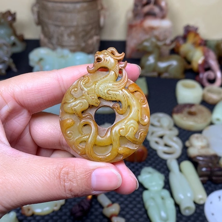 和田玉挂件未镶嵌隔**望