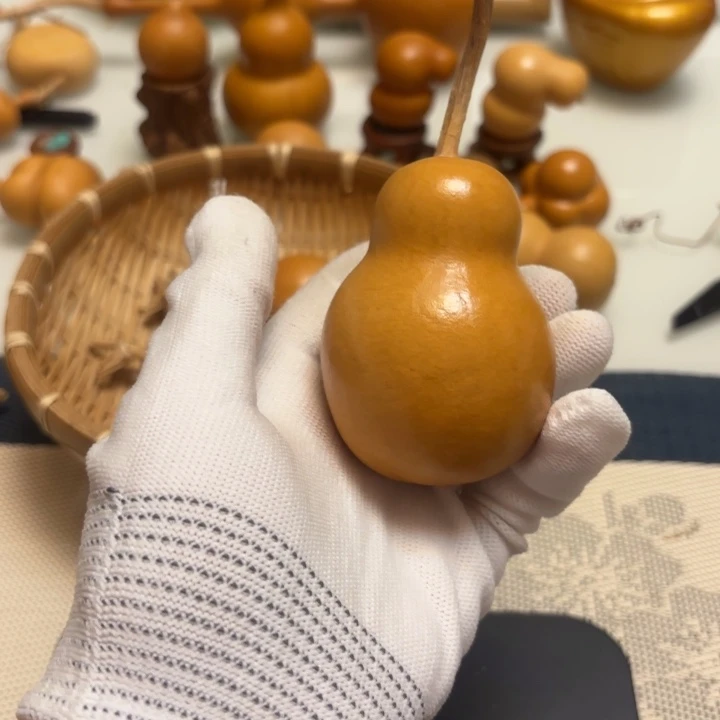 *****天然手捻老皮葫芦