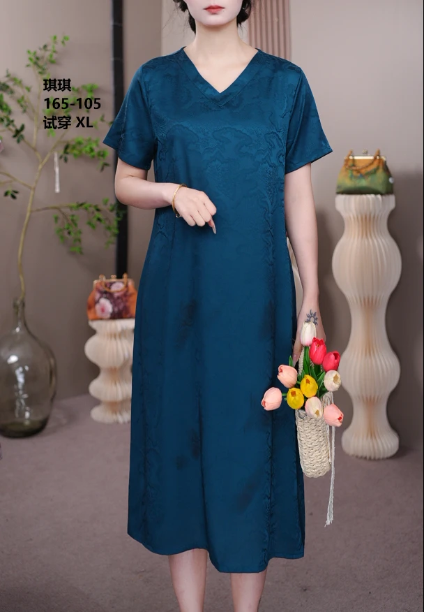 2078 【V领墨绿】花萝直筒遮肚子连衣裙