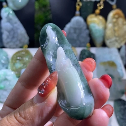 【闪购商品】颈饰未镶嵌翡翠观音