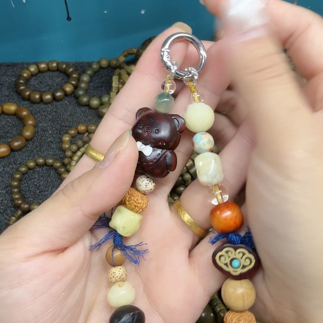 维腊木（绿檀）无事牌