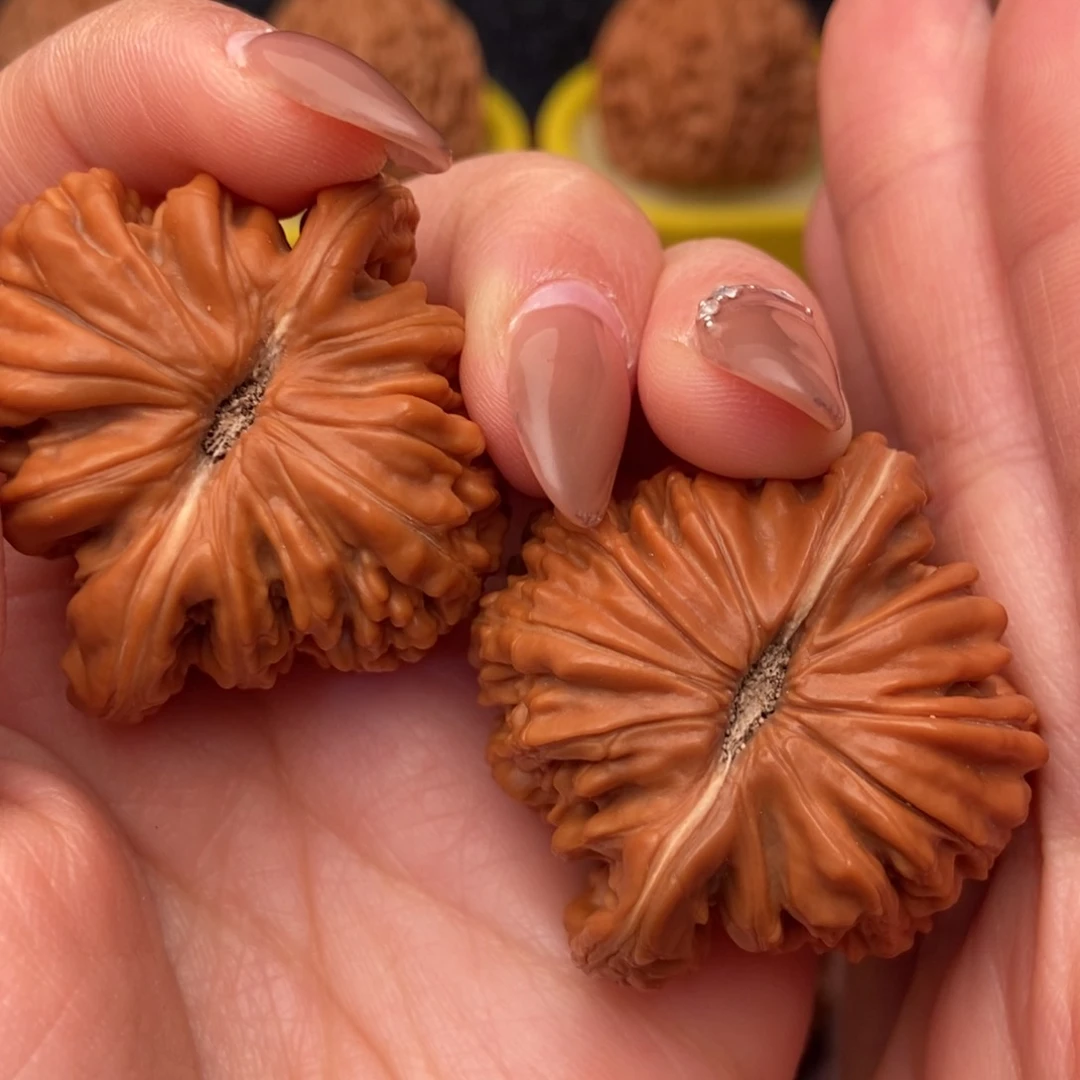 把件文玩核桃42红皮 平谷 四座楼