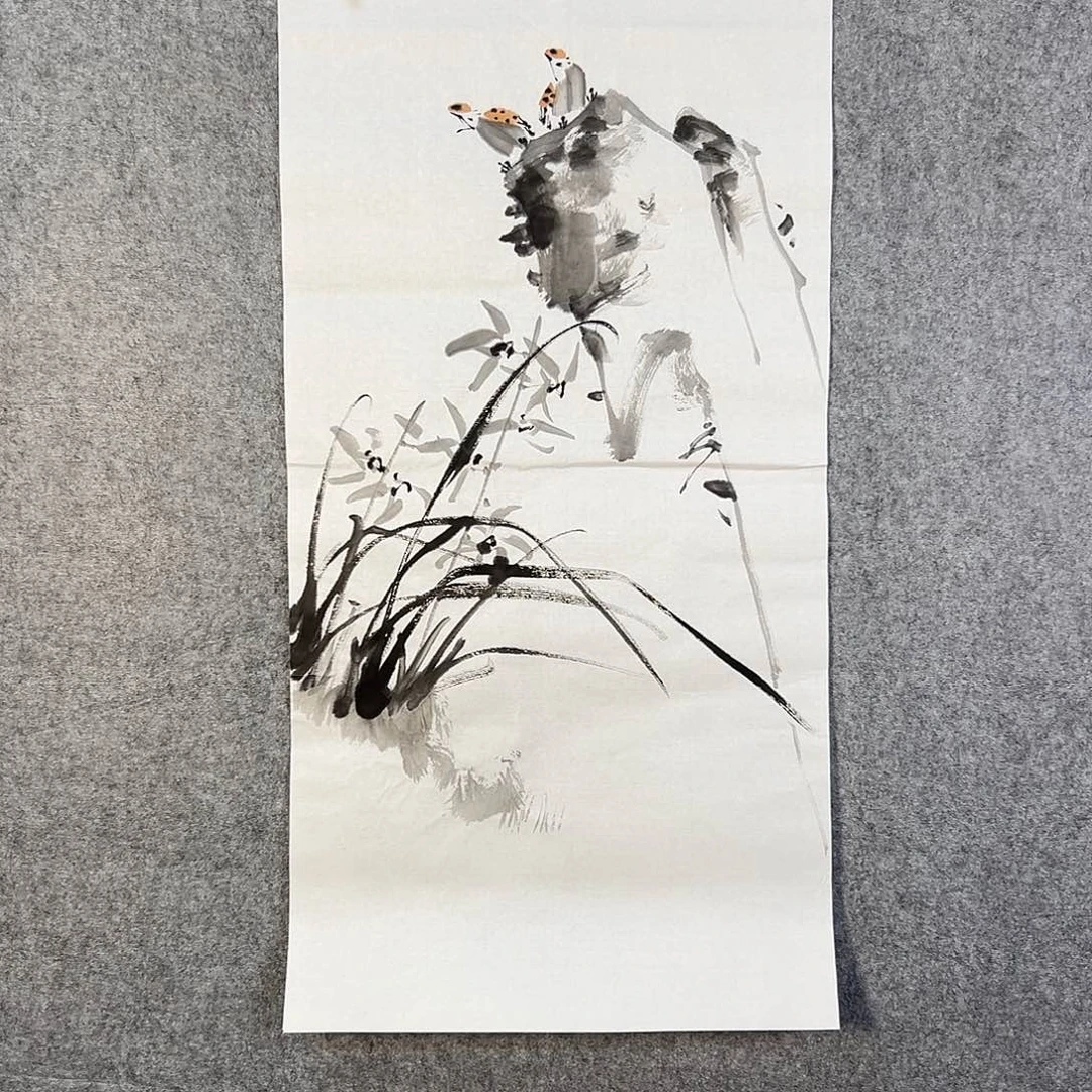 国画550 牡丹等植物生长于这里生长