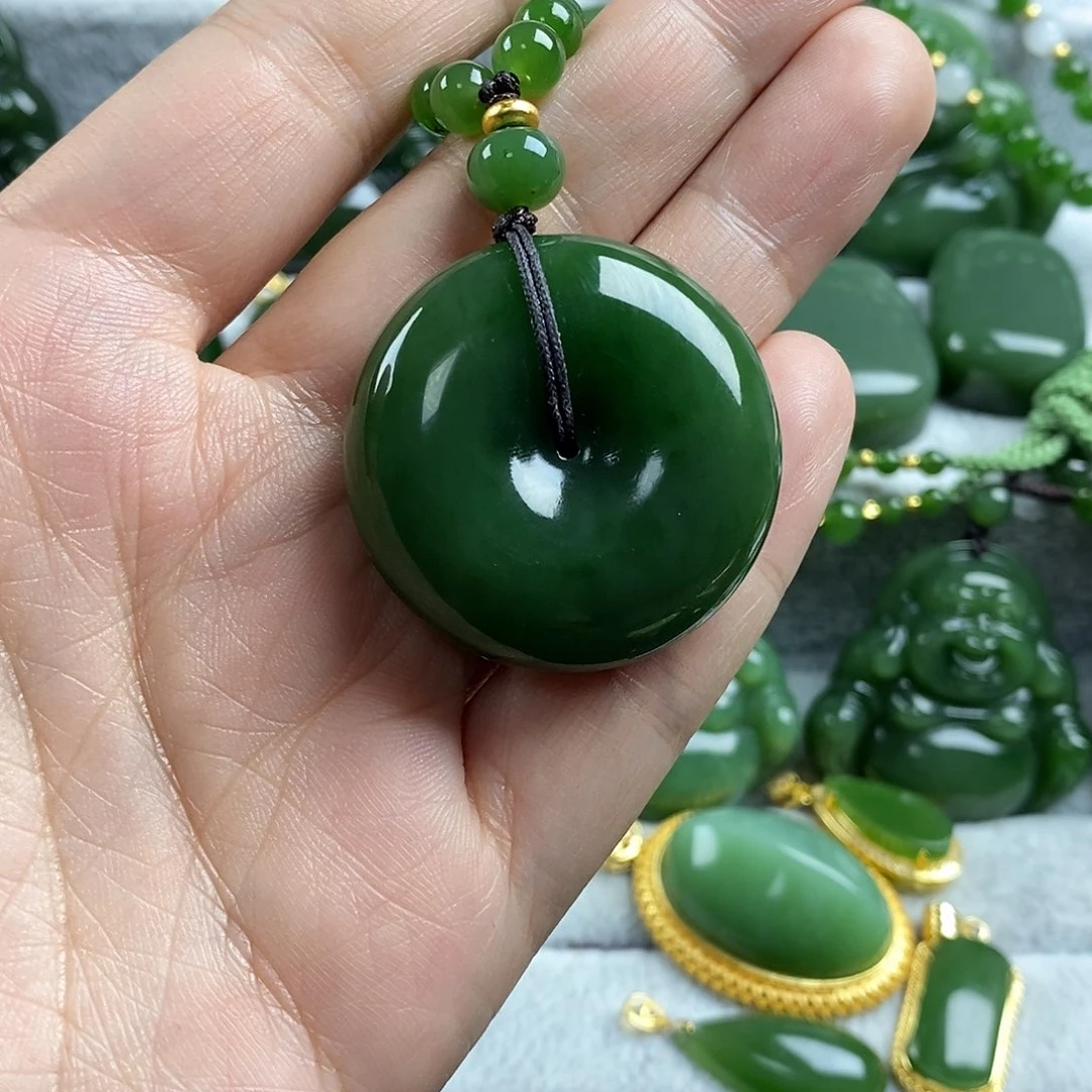 和田玉（碧玉）未镶嵌颈饰