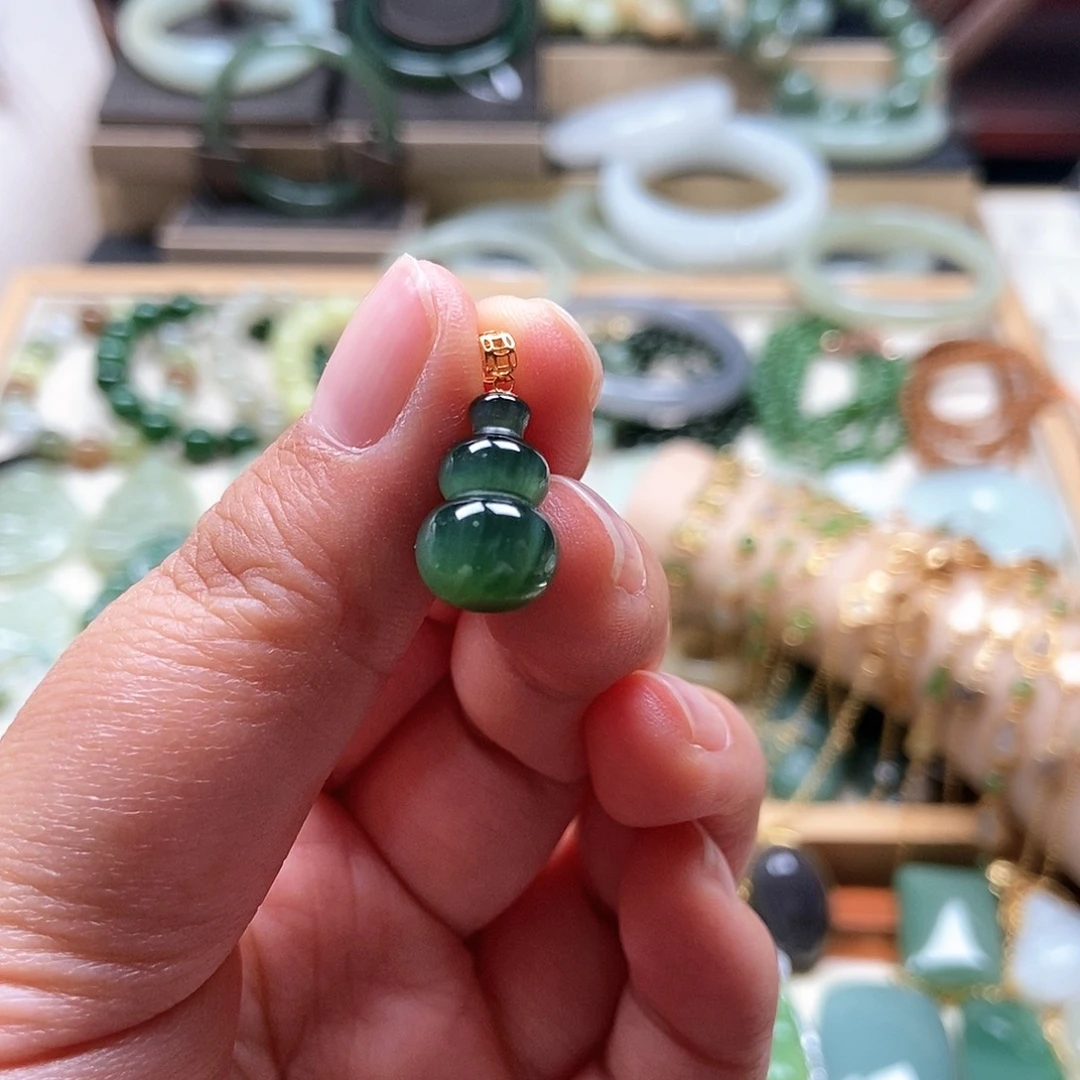 和田玉18K金镶嵌吊坠(不含链)