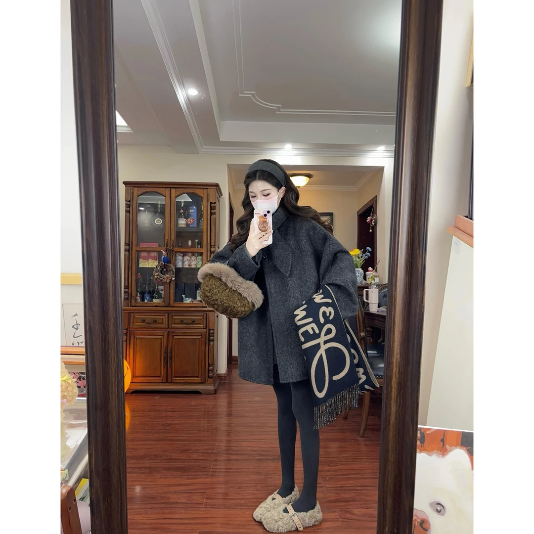 名媛千金感可爱兔耳朵围脖呢子大衣女2025年冬季新款宽松毛呢外套