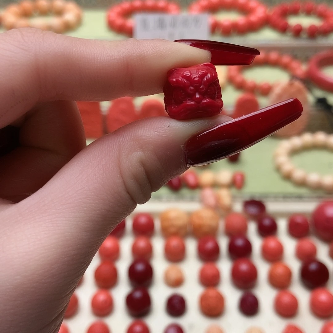 快***人非金属雕刻红色雕刻