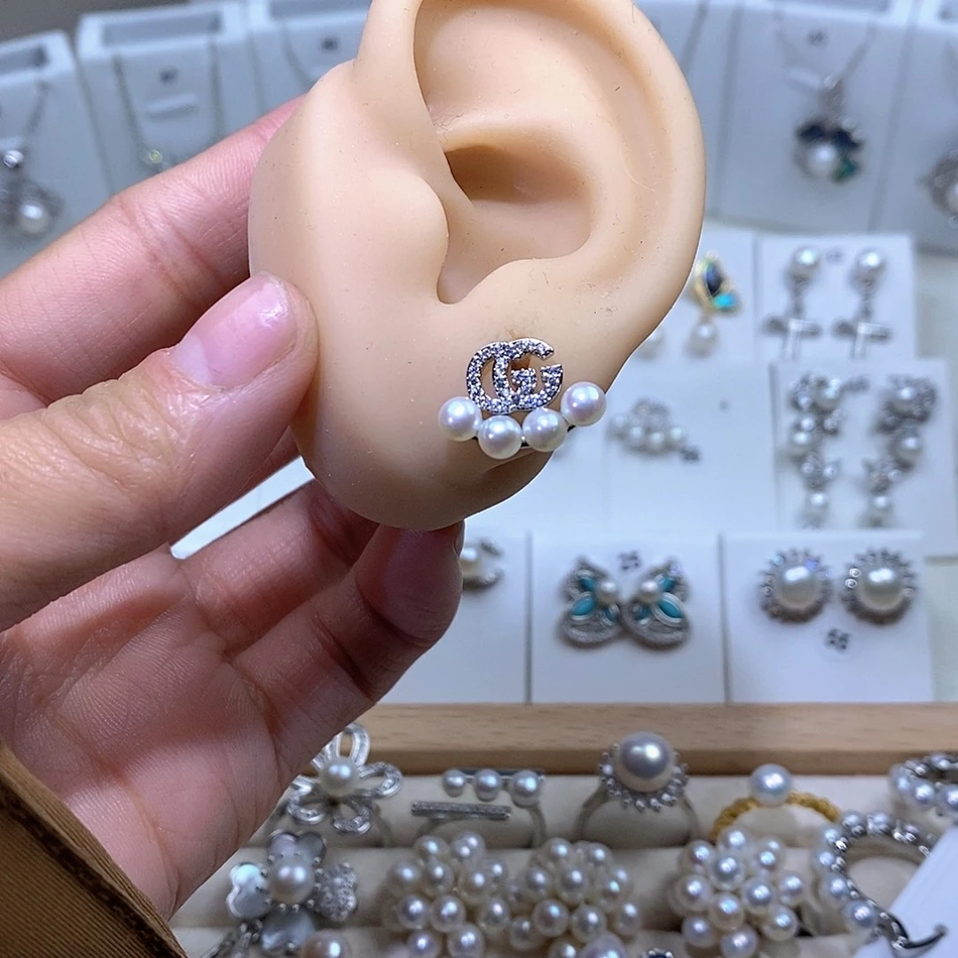 耳饰未镶嵌淡水珍珠