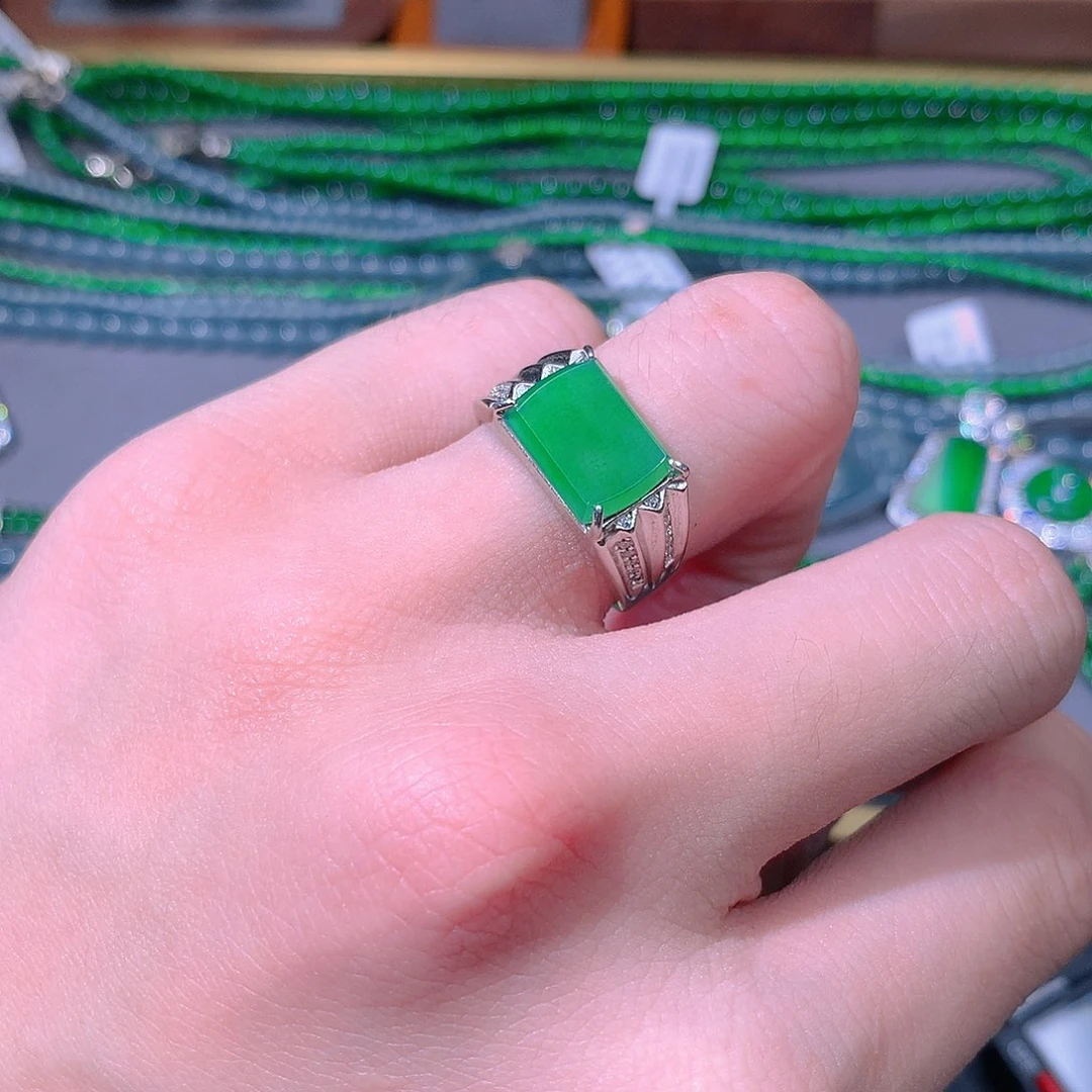 翡翠吊坠(不含链)未镶嵌天然