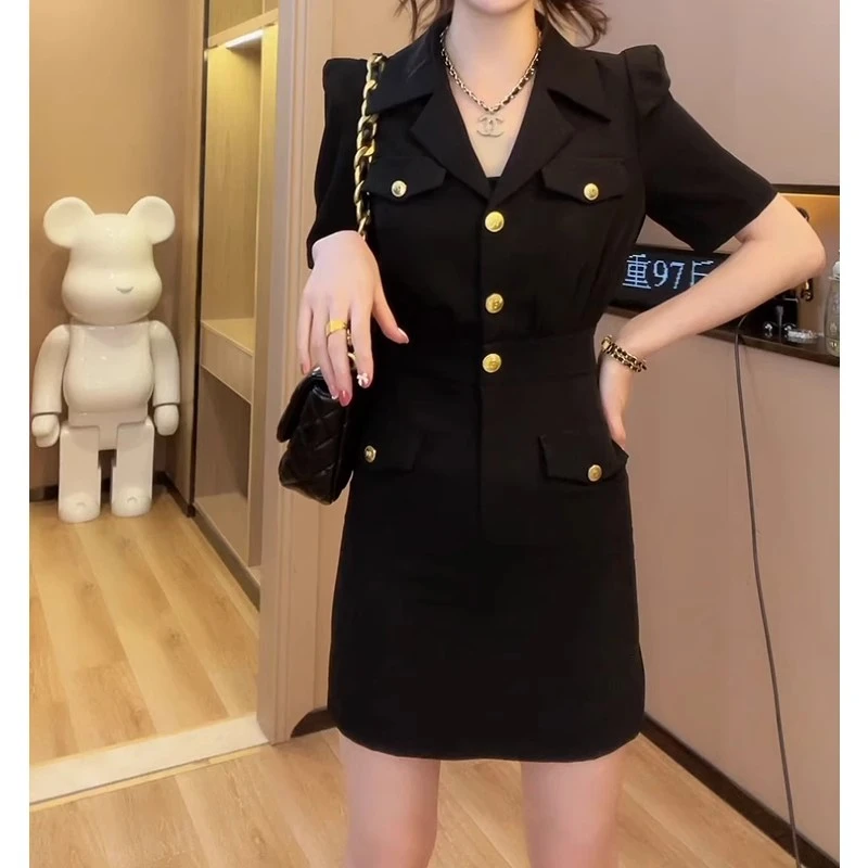 夏季新款桔梗小黑裙小香风气质黑色连衣裙女显瘦赫本风修身西装裙