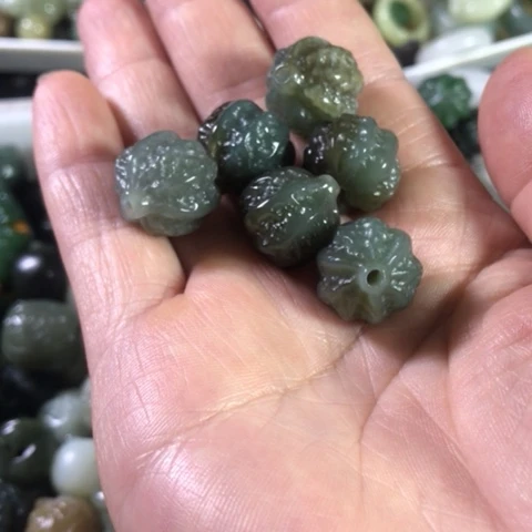 手链未镶嵌和田玉（糖玉）叶*