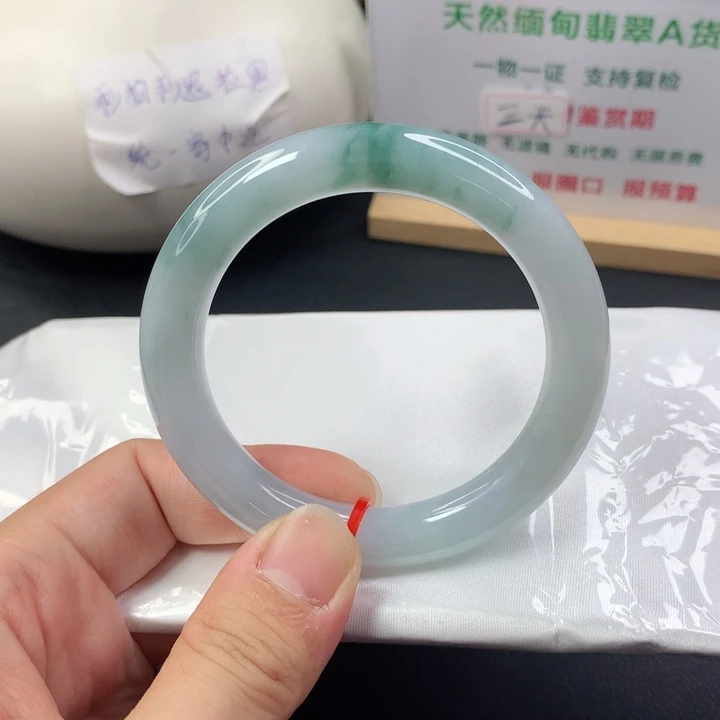 未镶嵌手镯（圆镯）翡翠5354