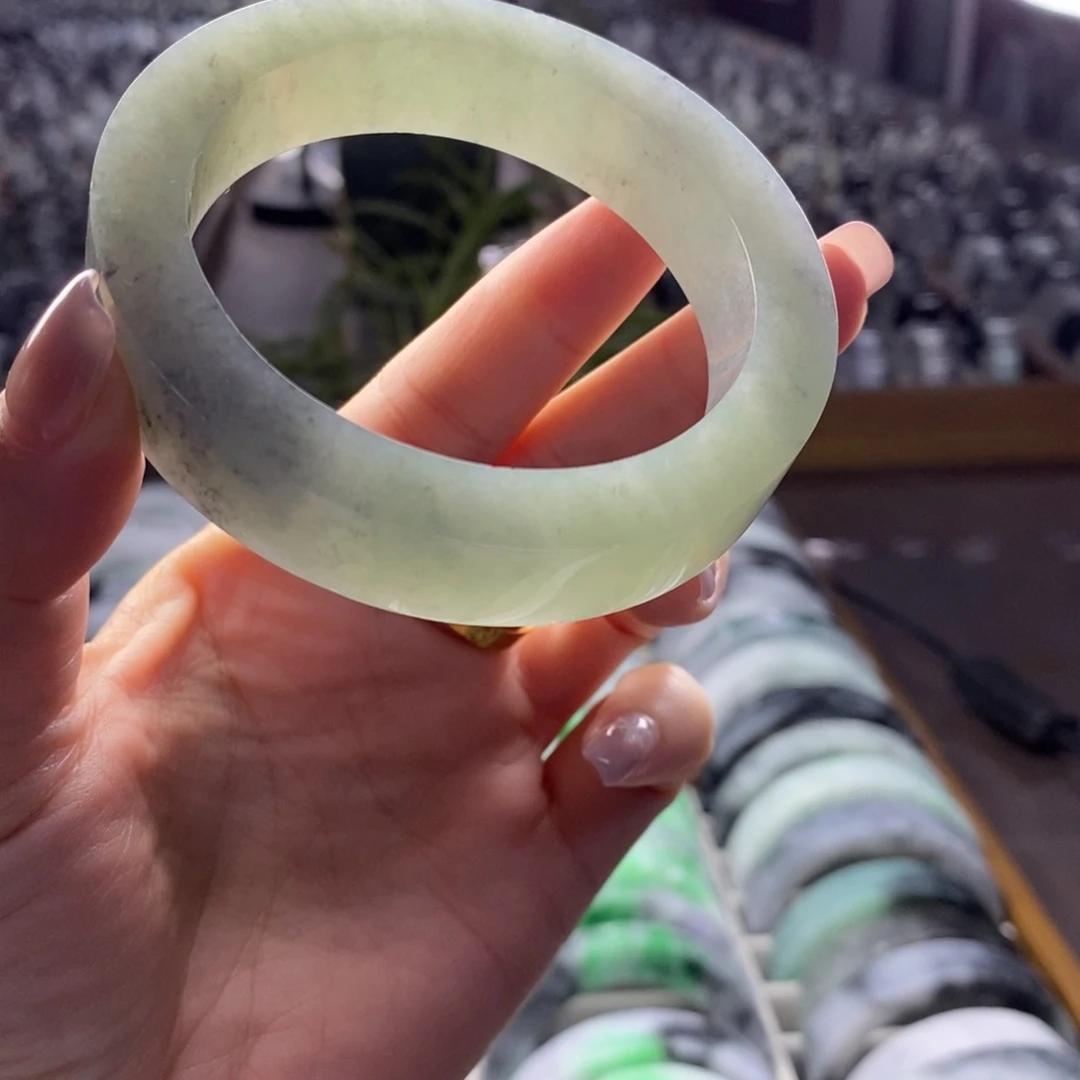 定制翡翠未镶嵌天然a货