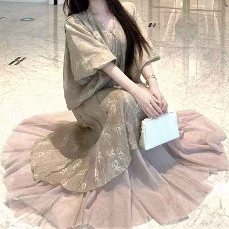 时尚高级感不撞款连衣裙女2025夏季新中式国风禅意风碎花显瘦裙子