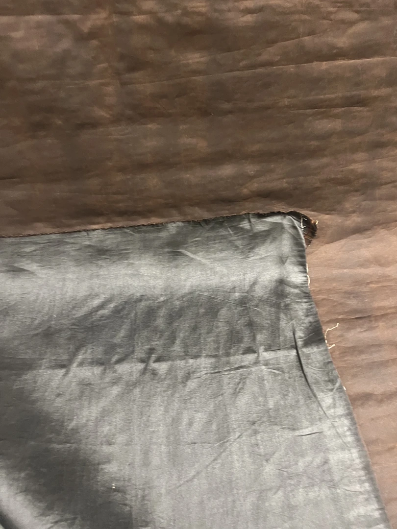 華莨-顺德非遗香云纱古法素平缎香云纱【链接一单为0.5米】