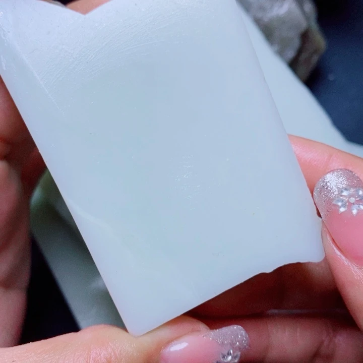 和田玉（糖玉）未镶嵌珠宝奇石