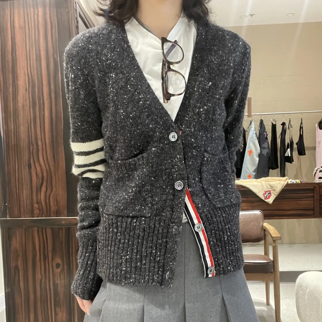 ThomBrowne/汤姆布朗tb 1l122 四条杠v领针织开衫 0码