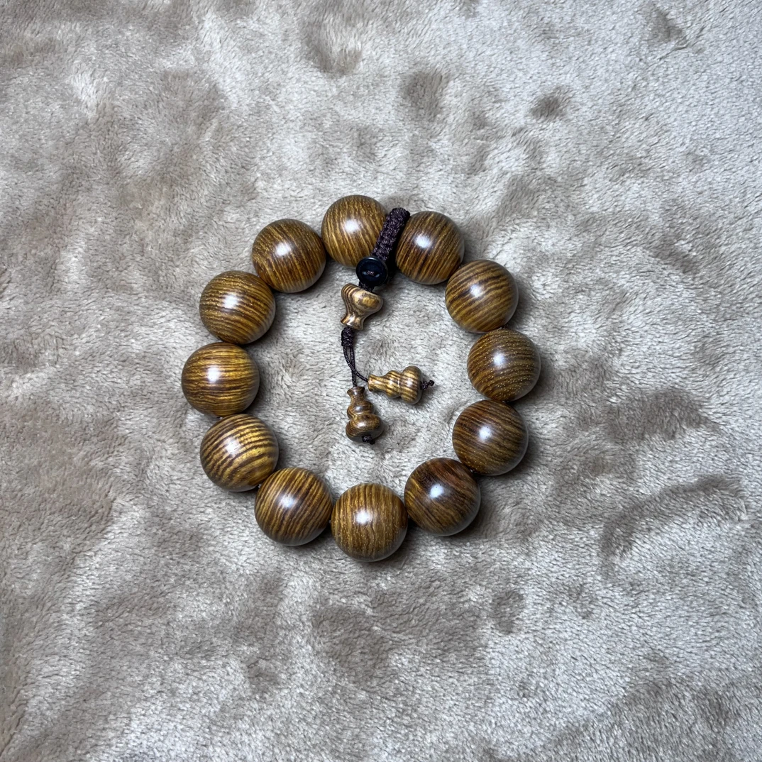 海南黄花梨2.0油梨横纹木质手串