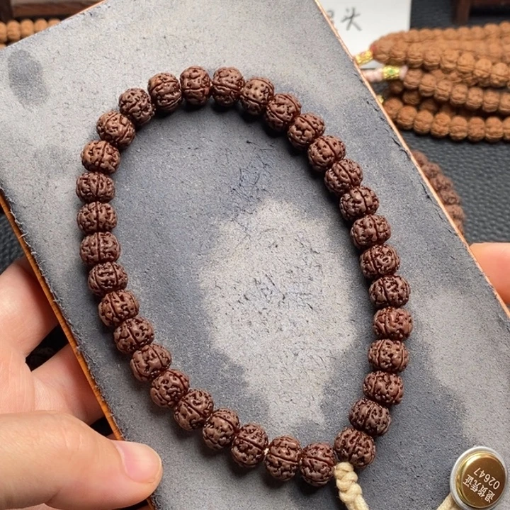 金刚菩提吊坠老树王