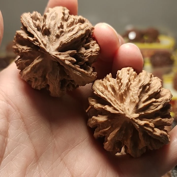 乐***玩吊坠文玩核桃帝王八楞