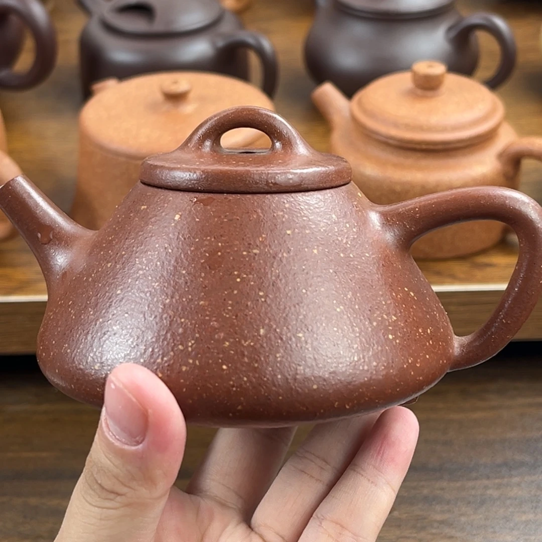 连***强茶壶紫砂手工制作工艺精湛
