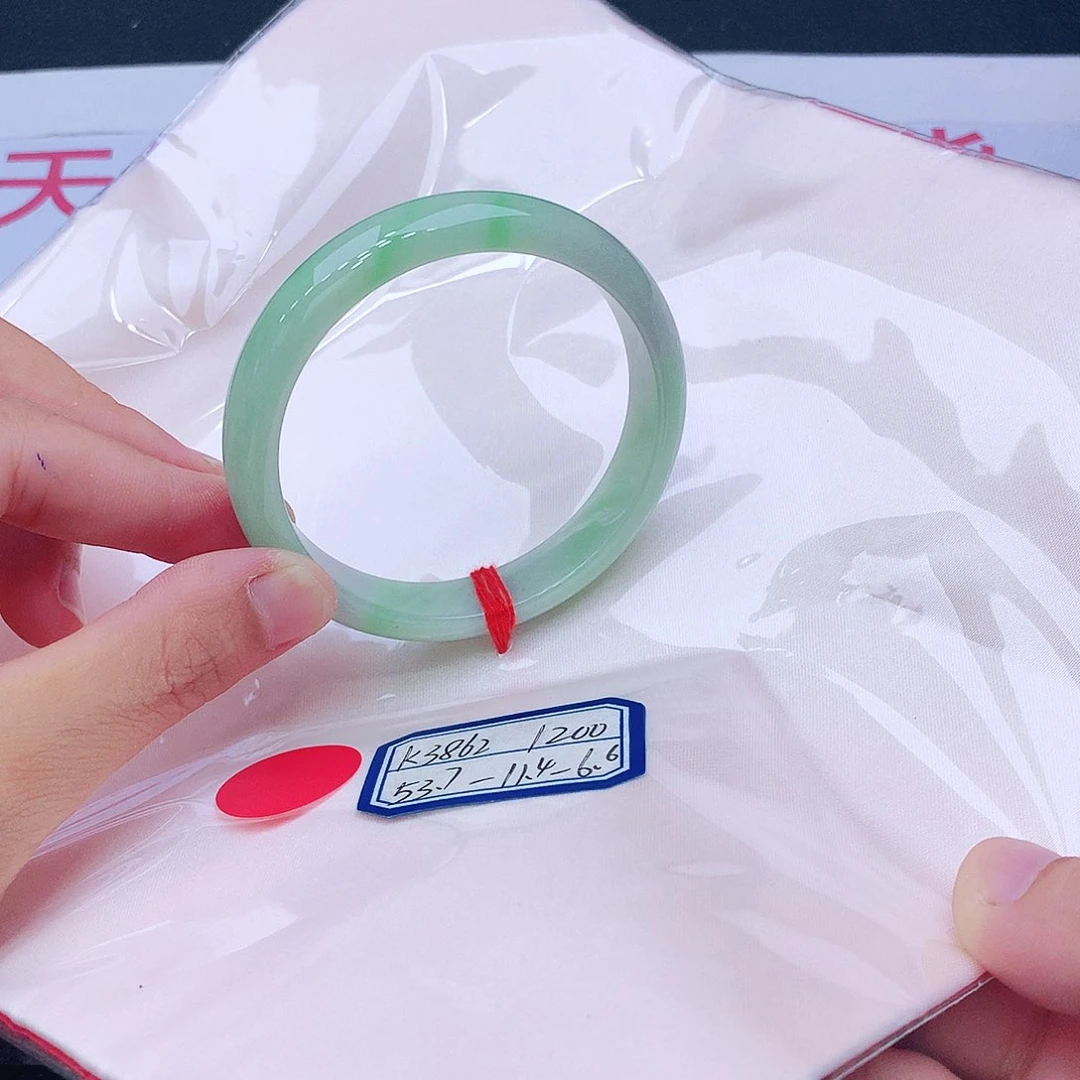 未镶嵌手镯翡翠翡翠