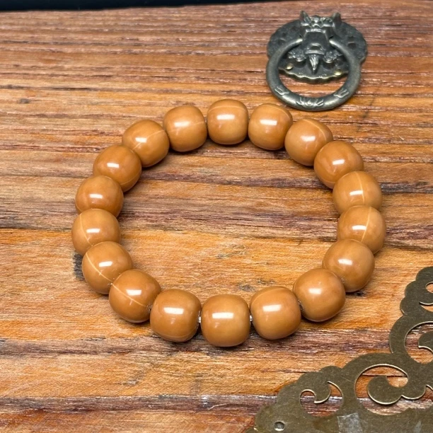 猴头核桃黑点体验款包玩红，上色快龙岩老型