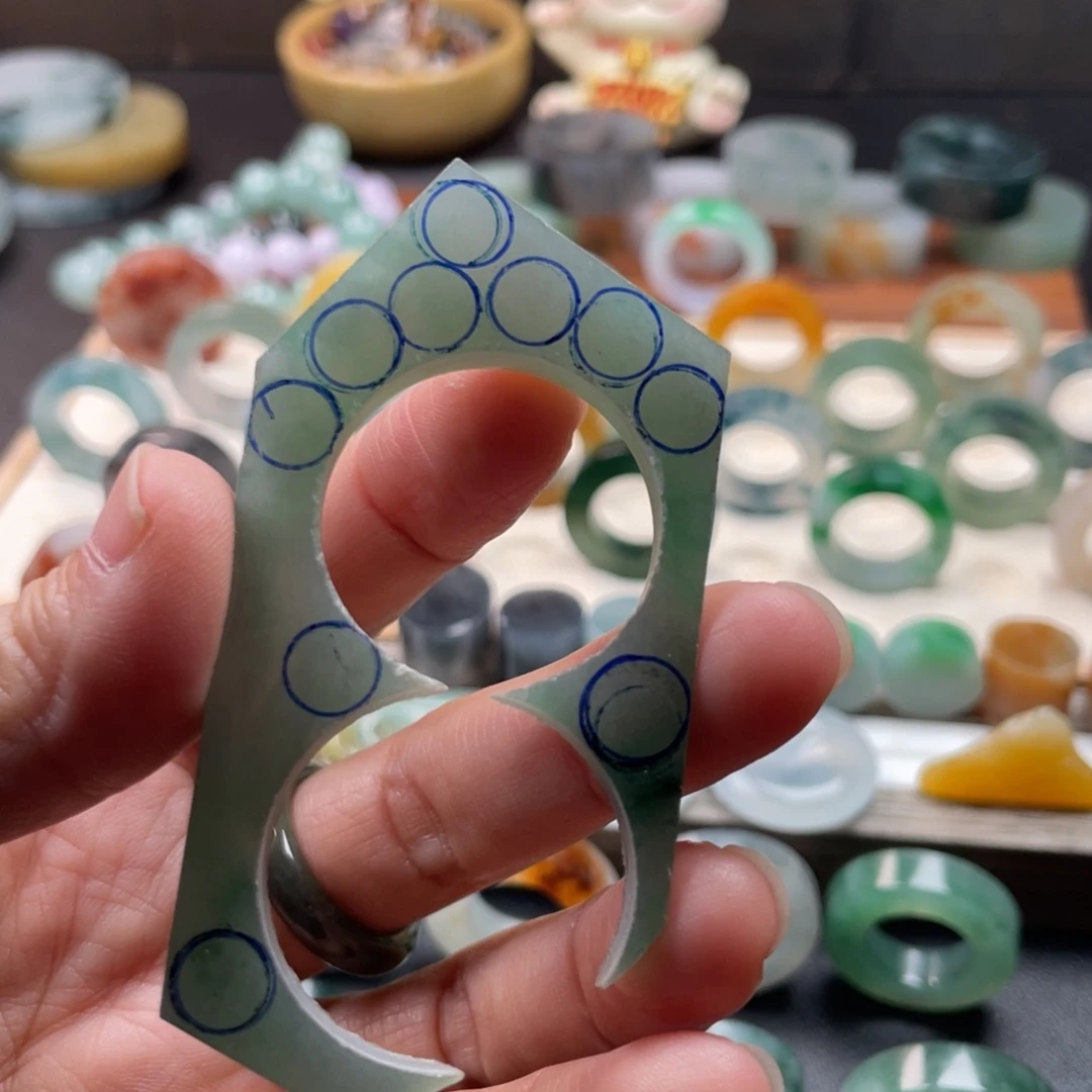 定制翡翠未镶嵌翡翠