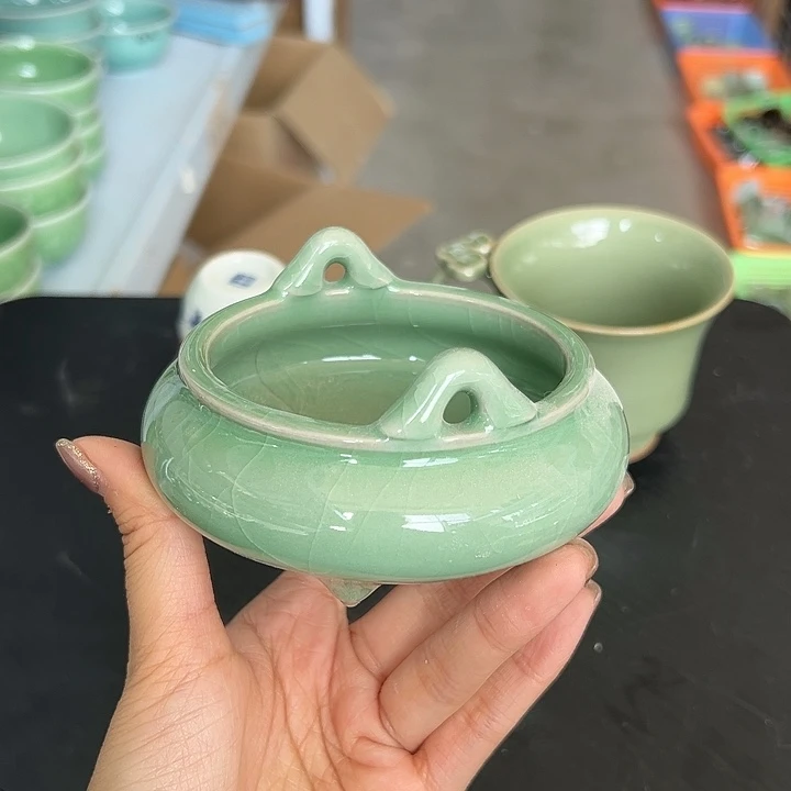 青瓷小米茶器龙泉青瓷