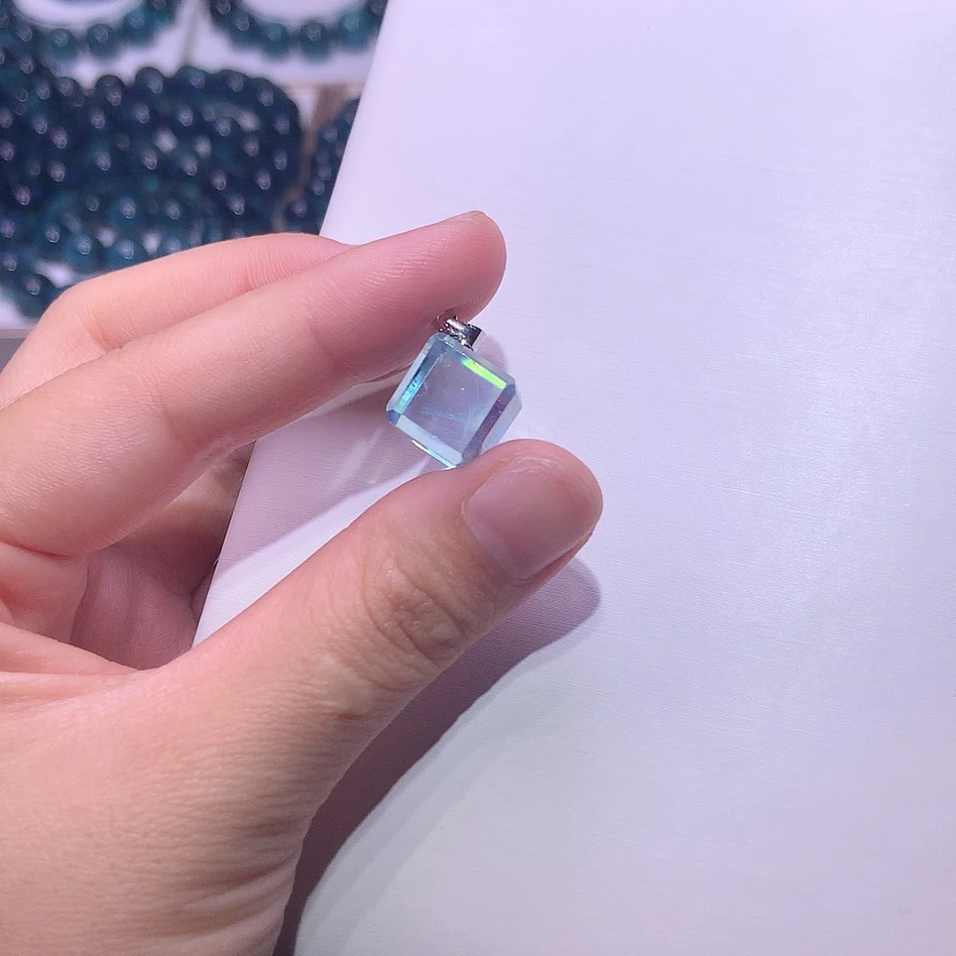 未镶嵌手串水晶冰透海蓝宝方糖吊坠