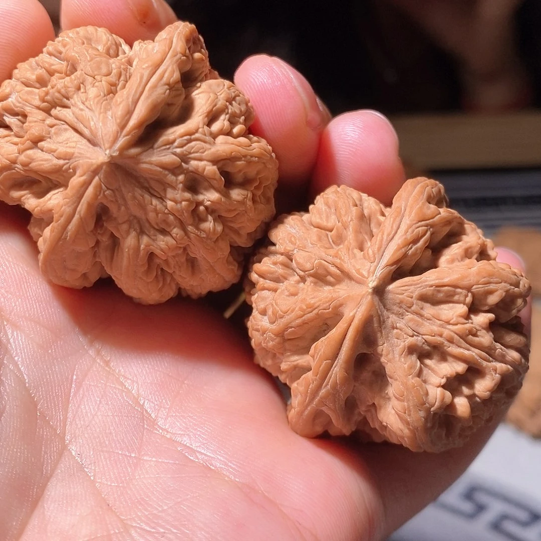把件文玩核桃057粗筋