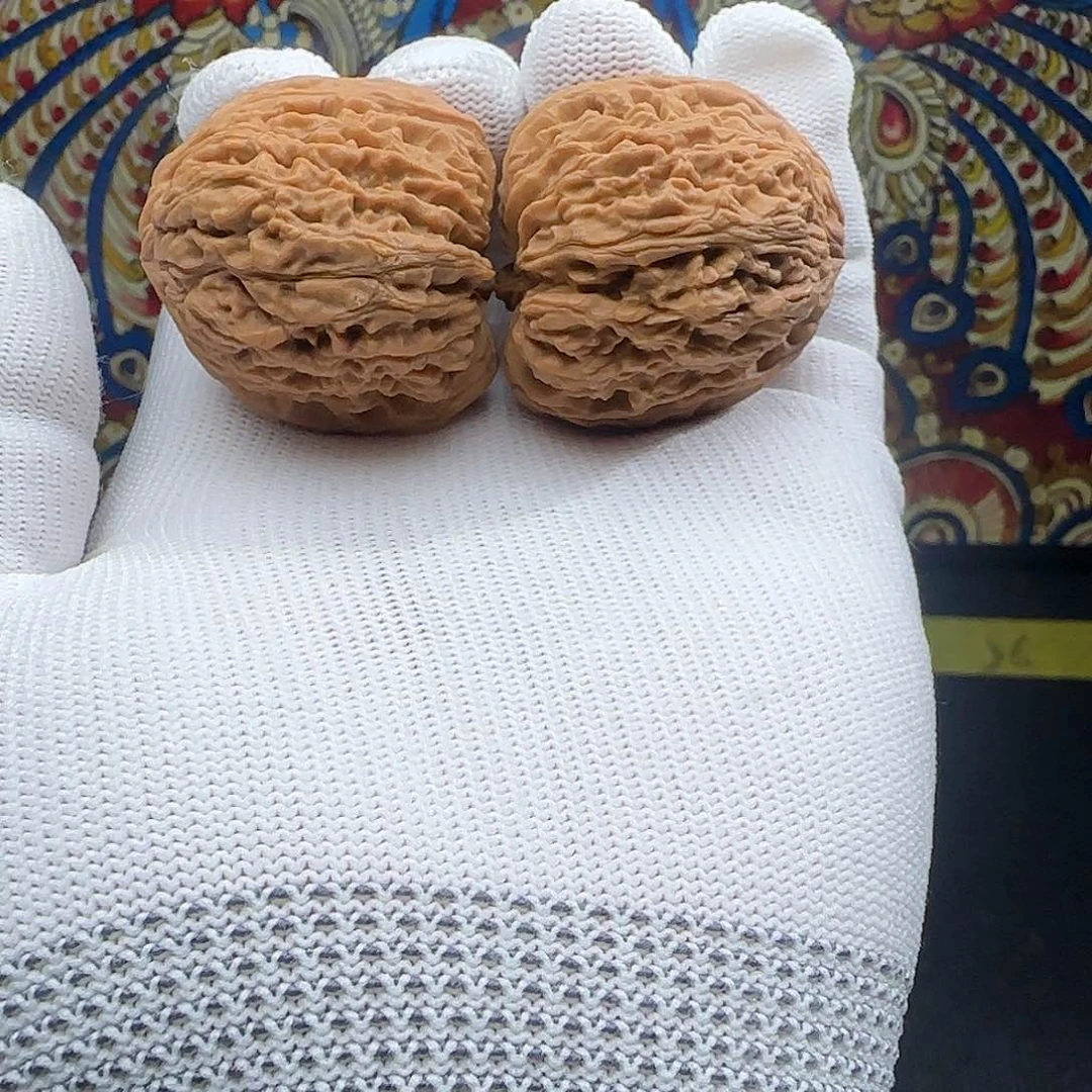 文玩核桃把件南疆101