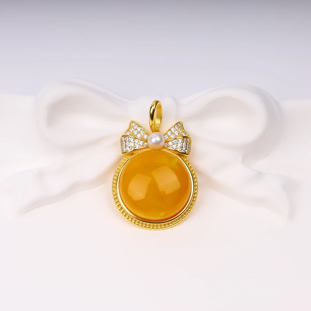 【心如珠宝赐福】蝴蝶结 蜜蜡蝴蝶结吊坠 250421061034