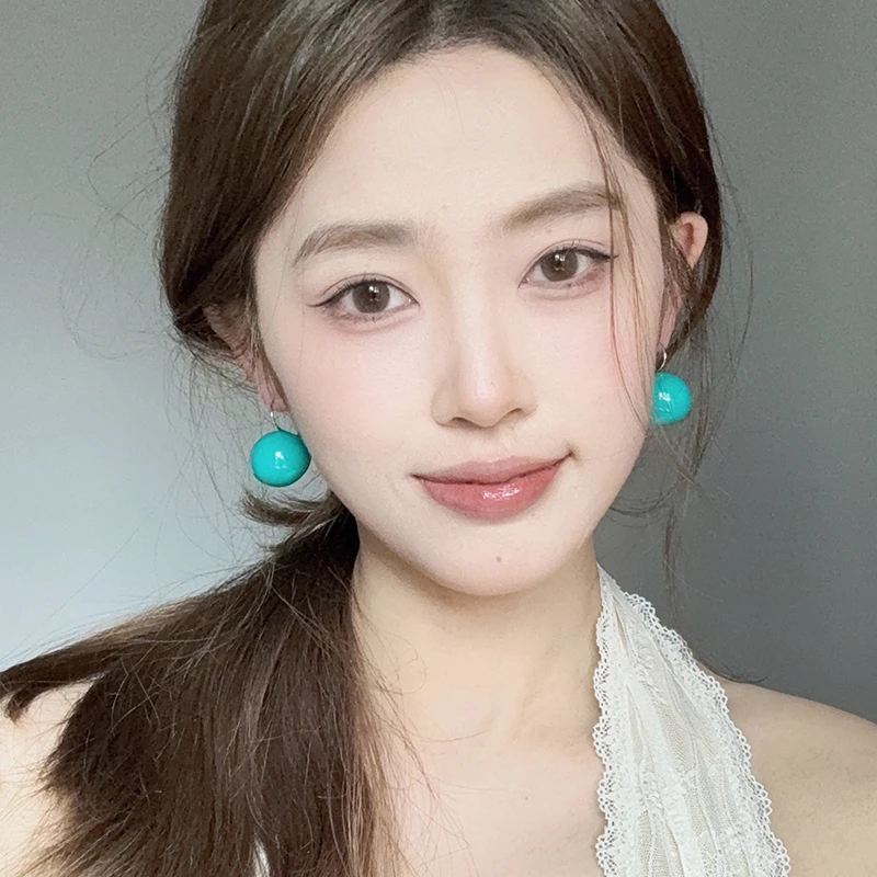 oushipei/欧诗佩 铜合金树脂耳饰 小众高级感孔雀蓝圆球耳环耳饰