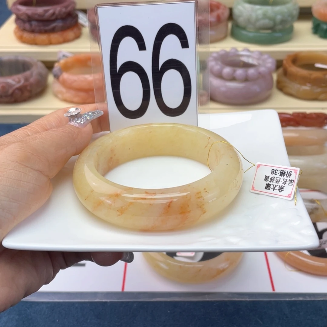 石英质玉未镶嵌手镯