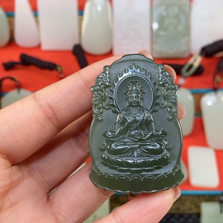 【闪购商品】颈饰未镶嵌和田玉