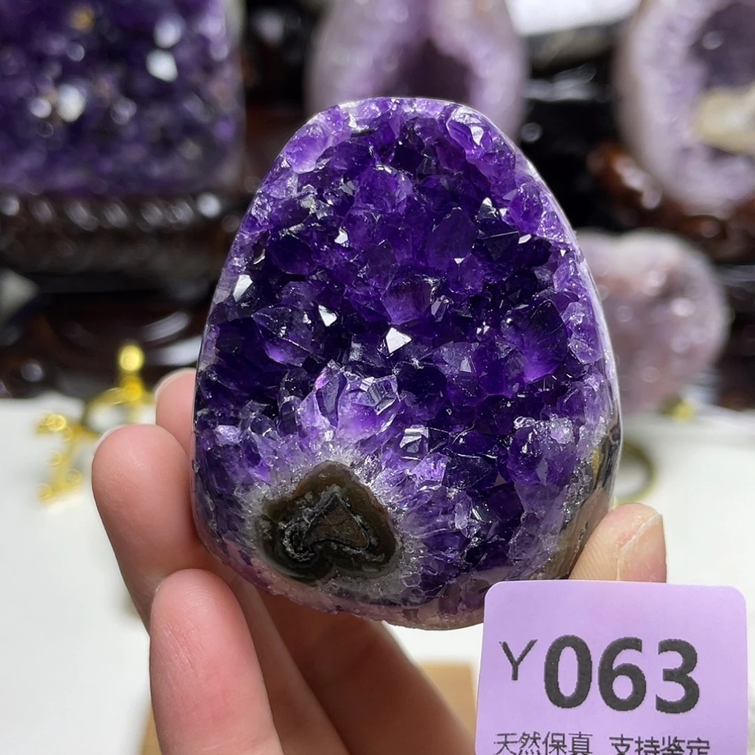 未镶嵌紫晶摆件帝紫晶震