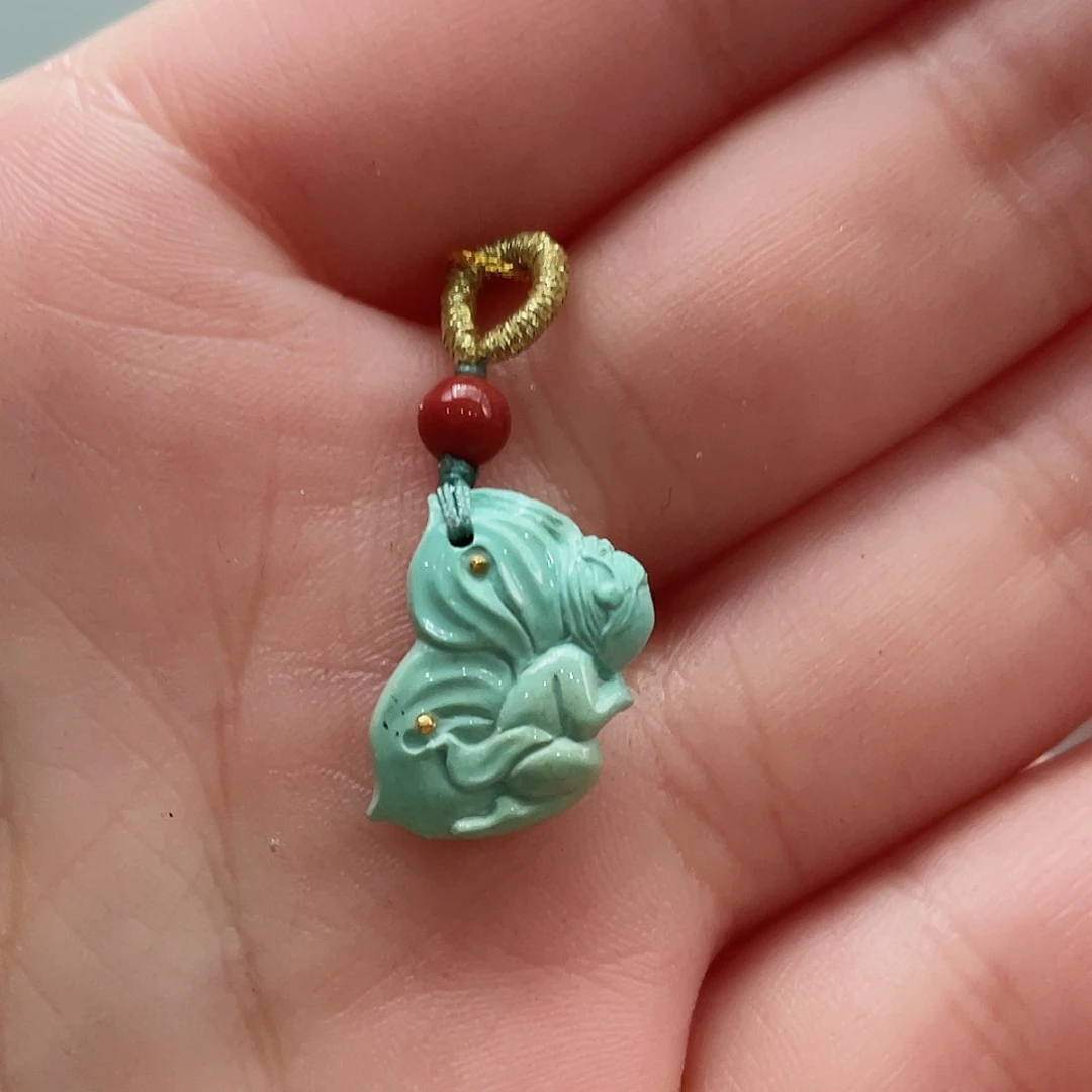 绿松石颈饰未镶嵌