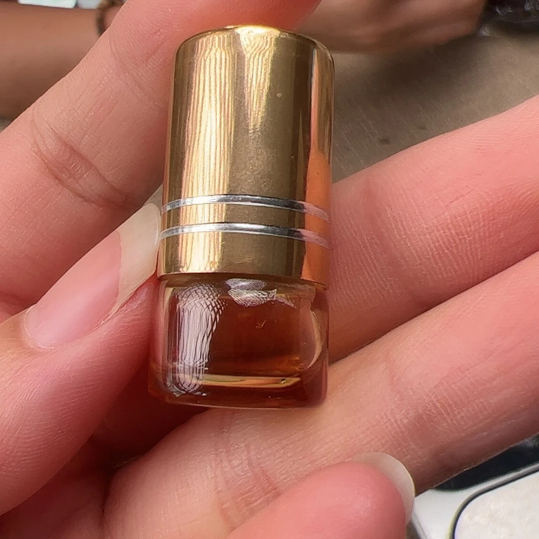 沉香碎屑沉香奇楠沉香精油原材料多样性发二