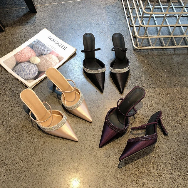 巨好看~ 绸缎面尖头水钻带气质名媛高跟鞋女春夏外穿细跟包头拖鞋