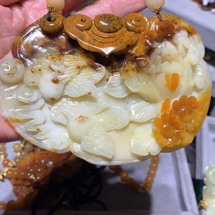 岫玉珠宝奇石未镶嵌