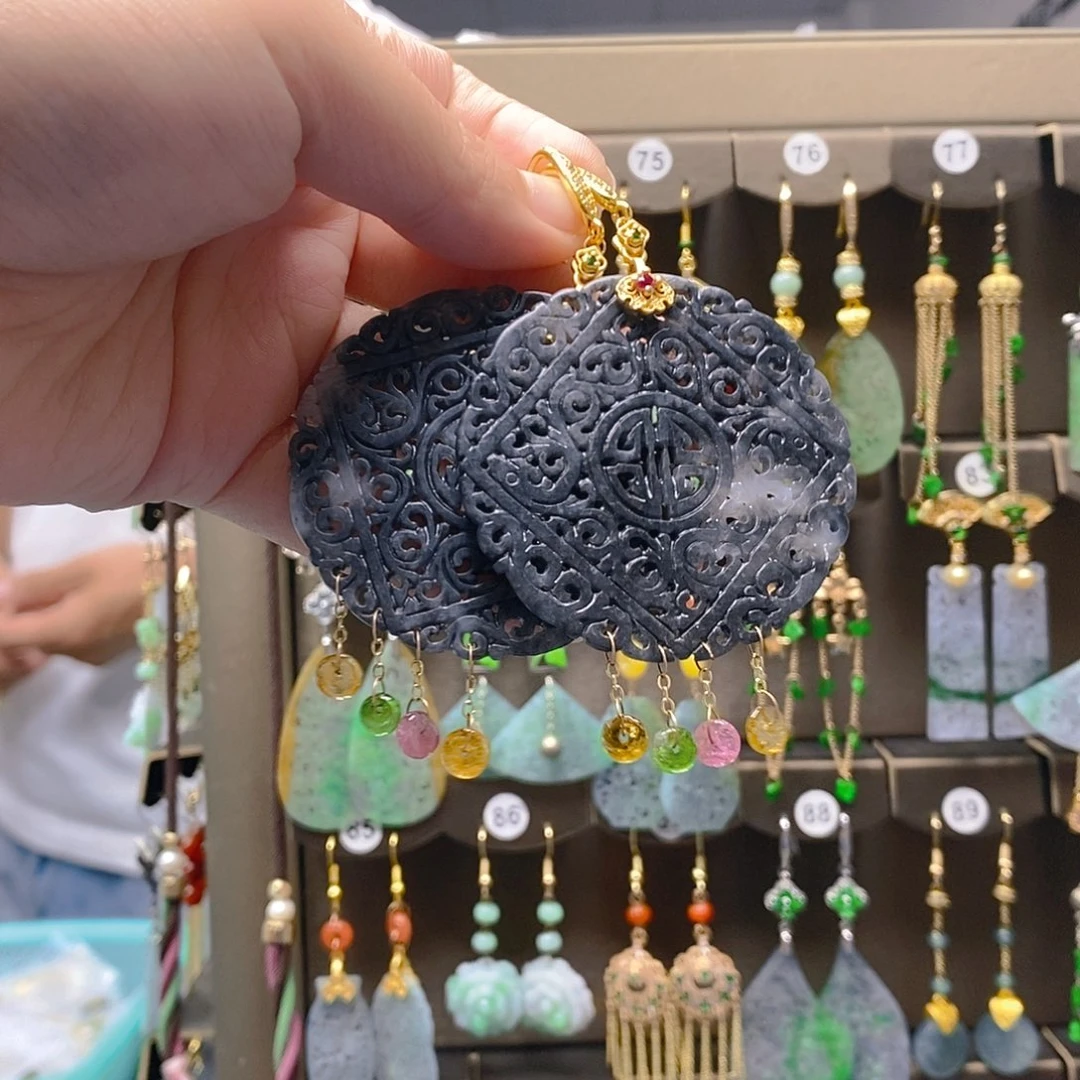 颈饰未镶嵌翡翠翡翠